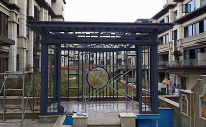 鋁合金中式?jīng)鐾? /></div>
<div   id="znjfrnr"   class=